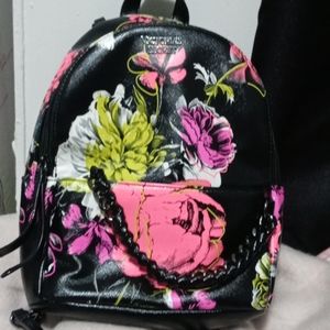 VS mini backpack